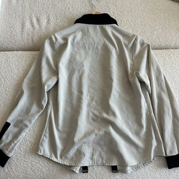 Women’s White Button Up Top Size Small - Picture 3 of 5